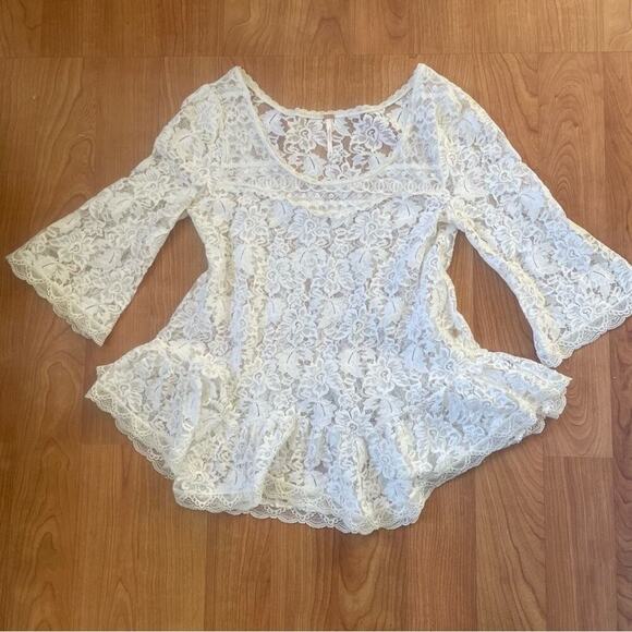 •Free People• ivory/cream floral lace top with ruffles & 3/4 length bell sleeves - Picture 2 of 5